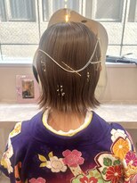ミラ(Mila)&nbsp;卒業式★袴着付けヘアセット 水引き 金箔 ボブアレンジ