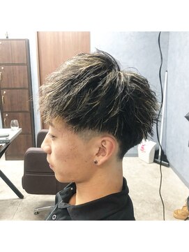 クレオ 福大通り店(CREO) 短髪×ハイライト