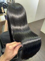 ルーツアイリー 心斎橋(ROOTS IRIE)&nbsp;20代30代40代　髪質改善　髪質改善カラー　黒髪ストレート