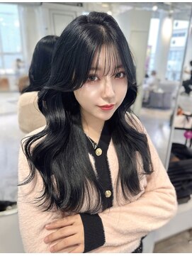 ユーフォリア 渋谷グランデ(Euphoria SHIBUYA GRANDE) ブルーブラック ネイビーブルー くびれヘア 韓国ヘア