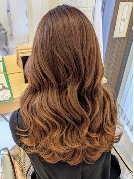 ウェーヴ 浜松小豆餅店(wave)の写真/【大人の白髪ぼかし】伸びても目立ちにくい自然な仕上がり◎隠すだけでなく、おしゃれも楽しみたい方に！