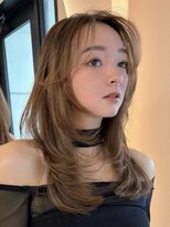 ヨロ 渋谷(YOLO) 韓国ヘアーハッシュカットレイヤーカットハイライトカラー