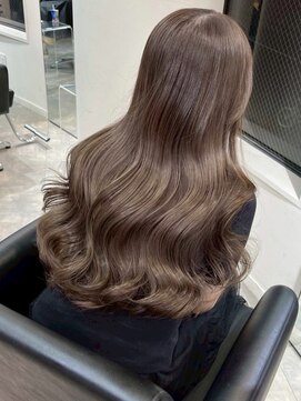 ペレ 梅田(PELE) イメチェン/ピンクベージュ/アンブレラカラー/前髪/梅田