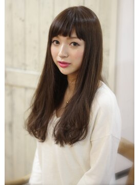 ティエル(Tieru) 抜け感ウエーブ大人ロング