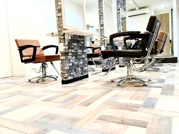 Agu hair rapport 磐田店【アグ ヘアー ラポール】