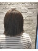 【Neolive plus】切りっぱなし外ハネボブ　マットアッシュ