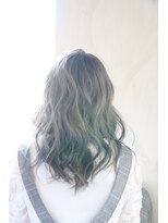 コルト(COLT) シースルーバング×ミルクティアッシュグラデーション