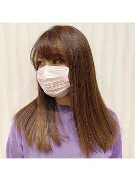 イーラヘアー(ERA HAIR) 重めグラデーション×柔らかベージュ