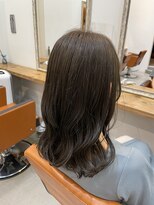 ネイヴィル(navile)&nbsp;◎赤みのない透け感グレージュ