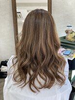 パペル(PAPEL)&nbsp;大人女性似合わせカット＋白髪ぼかしハイライト