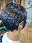 ショートボブ