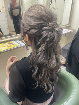 ヘアサロン レリー(hair salon relie) 【ヘアアレンジ】お団子ハーフアップ　relie