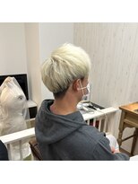 アンダーバーホワイトモデ 河内長野(_WHITE mode)&nbsp;※10代20代おすすめメンズ抜きっぱなしブロンド