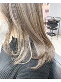 インナーカラー イヤリングカラー くすみグレージュ 秋冬カラー