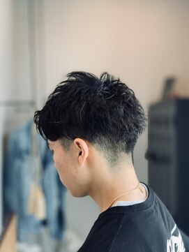 アンヒュッテ(ANHUTTE) メンズカット/癖毛カット