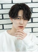 韓国ヘアカルマパーマコンマバングセンターパート黒髪ウルフ