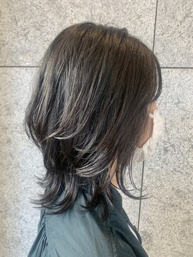 マザー(MOTHER) 外ハネくびれヘア