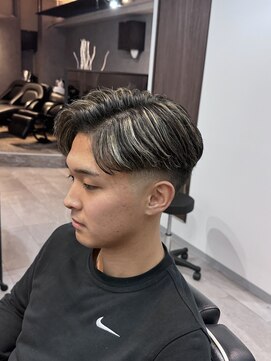 ヴィ 大宮(Vii) メンズ/バーバー/フェード/ツイストスパイラル/大宮