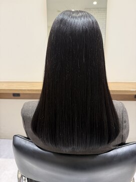 コスアンドコウ 横浜山下(Cos&Co.) straight hair