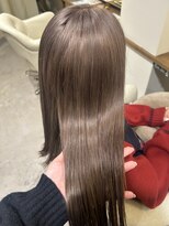 ココルアナ(coco luana)&nbsp;ブリーチ、ハイトーン、ケアブリーチ、韓国、前髪カット