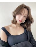 大人気の韓国風くびれミディアム　長め前髪で小顔効果抜群！