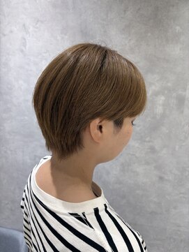 フレームプラス 御堂筋難波店(FRAME +) ハイトーンショート☆