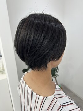 グラムヘアー(GLAM HAIR) 大人可愛いマッシュショート