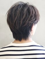 リタバイクロト(LITA by KUROT)&nbsp;那覇/刈り上げセンターパート/波巻きツイストスパイラル