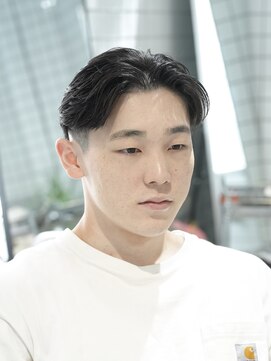 ヘア アトリエ ホロウ 堀江(HAIR ATELIER HOLLOW) Natural Center Part《ナチュラルセンターパート》