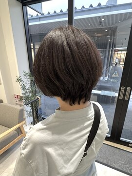 カシータフロル 岐阜店(Casita flor) 【Casita flor岐阜北方】襟足スッキリショートボブ