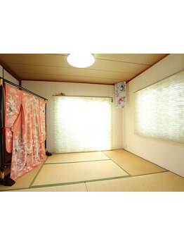 【阪神甲子園1分/着付・ヘアセット・レンタル専門店】大型サロンが苦手な方必見!3名で貸切OK♪大切な日に★