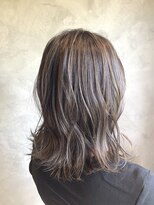 フリップ(FLIP)&nbsp;外ハネハイライトミディ