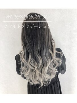 キール 吉祥寺(KIR) シルバー、グラデーション、エクステ、ハイライト、インナー