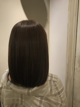 ムーン(moon) ＃透けカラー＃カーキグレージュ＃大人かわいい＃フェザーバング