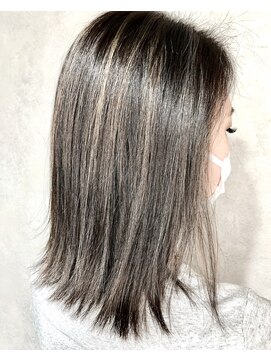 セシルヘアー(CECIL hair) コントラストハイライト ミディアムヘア 外ハネ 下北沢