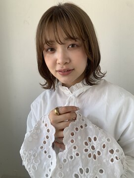 エクリフルール(equri fleur) 【目黒】20代 30代 外ハネレイヤーボブ
