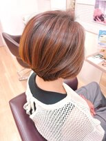 リファインヴェール 小川店 ショートボブ/ハイトーン/艶/デザインカラー