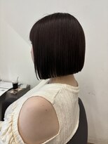 ジエクト ヴィシア(The Ect VIXIA) 切りっぱなし 前下がり 縮毛矯正 地毛風ストレート ボブ