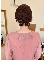 メク(meku)&nbsp;ツインお団子ヘア*お呼ばれヘアアレンジ