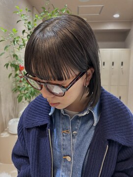 ジーニー 横浜(giinii) 横浜/ブリーチ無し/オリーブ/ミニボブ