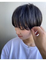 エアー 青山(AIR)&nbsp;丸みショート前下がりセンターパートハンサムくびれショート