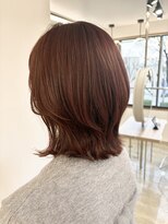 シキ サカイテン(SHIKI)&nbsp;チェリーレッド×外ハネミディ