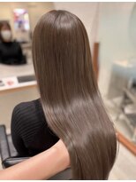 ヒュエ 表参道(Hue)&nbsp;髪質改善/髪質改善トリートメント/縮毛矯正/ストレート._.