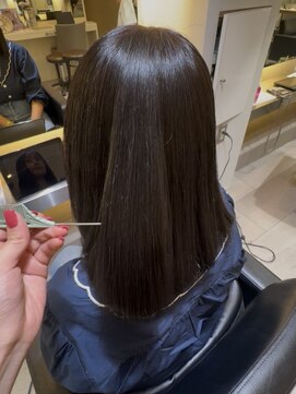 ジアン(GIEN) ストレートでまとまる髪に♪@田中