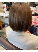 ショートボブ