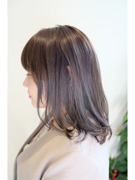フーヘアーリビング(Fuu Hair Living) カーキアッシュ透け感レイヤー