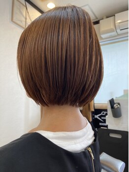 カノン(kanon)の写真/大人女性の髪を綺麗に美しく魅せてくれる―初めてのグレイカラーはケアにこだわり、おしゃれに仕上げます☆