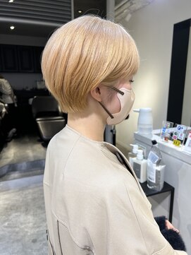 フィルムス 新宿(FILMS) 斜めバング/グレージュカラー/デザインカラー/シルキーベージュ