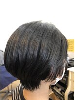 サロンドビージェイ サンティール(salon de B.J.) ショートボブ
