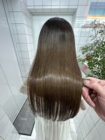 ロンドルーチェ 心斎橋(Lond luce)&nbsp;ダークアッシュ/ミディアムレイヤーカット［髪質改善/縮毛矯正］